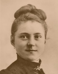 Teresa poco prima dell'entrata al Carmelo, nell'aprile 1888