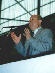 José H. Prado Flores José H. Prado Flores
