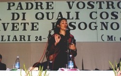 Maria Ester durante la catechesi