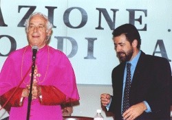 Mons. Accogli con Giuliano Mons. Accogli con Giuliano