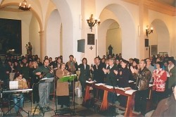 L'assemblea in preghiera assemblea in preghiera
