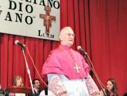 >Mons. Giuseppe Mani Arcivescovo di Cagliari