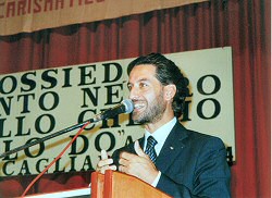 Salvatore Martinez durante la sua relazione Salvatore Martinez