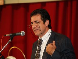 Giuliano Monaco, Responsabile della Comunità Primavera durante la catechesi Giuliano Monaco, Responsabile della Comunità Primavera durante la catechesi