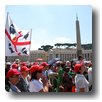 Folla in Piazza San Pietro
