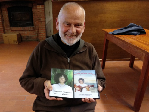 Padre Natale Merelli gioisce per i DVD sulla Serva di Dio Simona Tronci