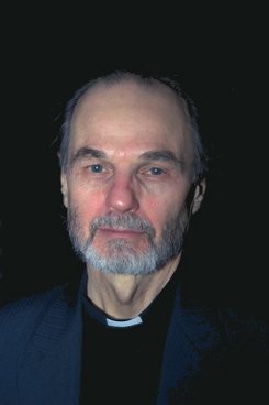 Padre Robert Faricy